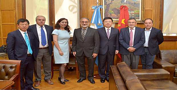 Argentina y China afianzan su cooperación estratégica