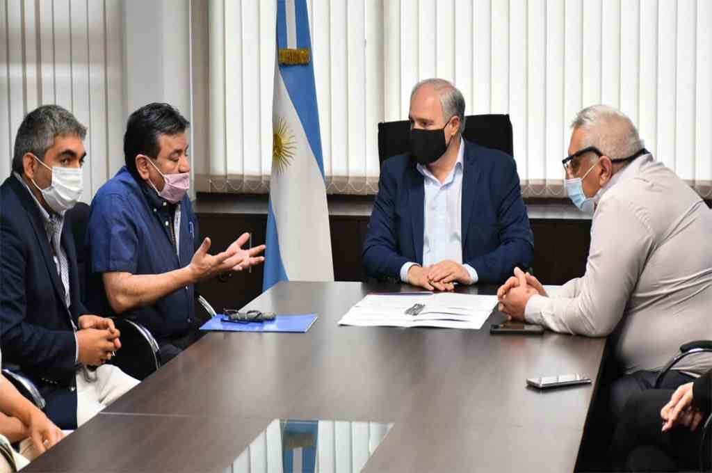 El RENATRE firmó un convenio con el Gobierno de Salta para impulsar capacitaciones a trabajadores rurales