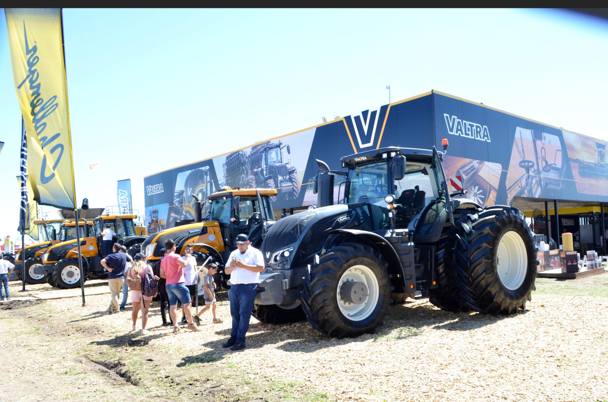 Valtra y challenger se destacaron en Expoagro 2022