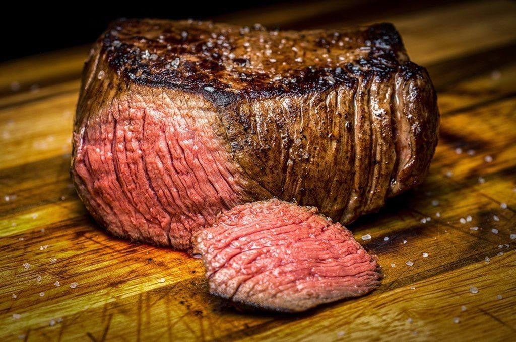 Carne y vino, los clásicos argentinos protagonistas del Centenario de Angus