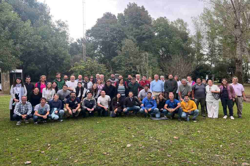 Bayer reforzó la alianza entre agro y academia en Azul