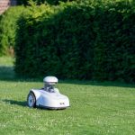 La tecnología que automatizó el campo ahora conquista el jardín